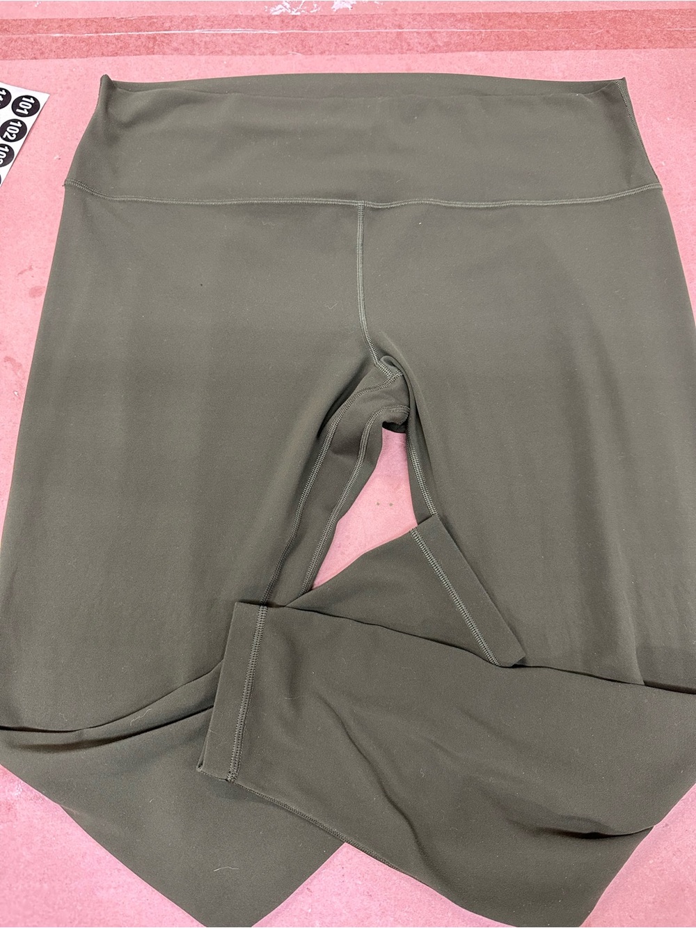 lululemon wunder Olive Green Active Leggings capri size 20